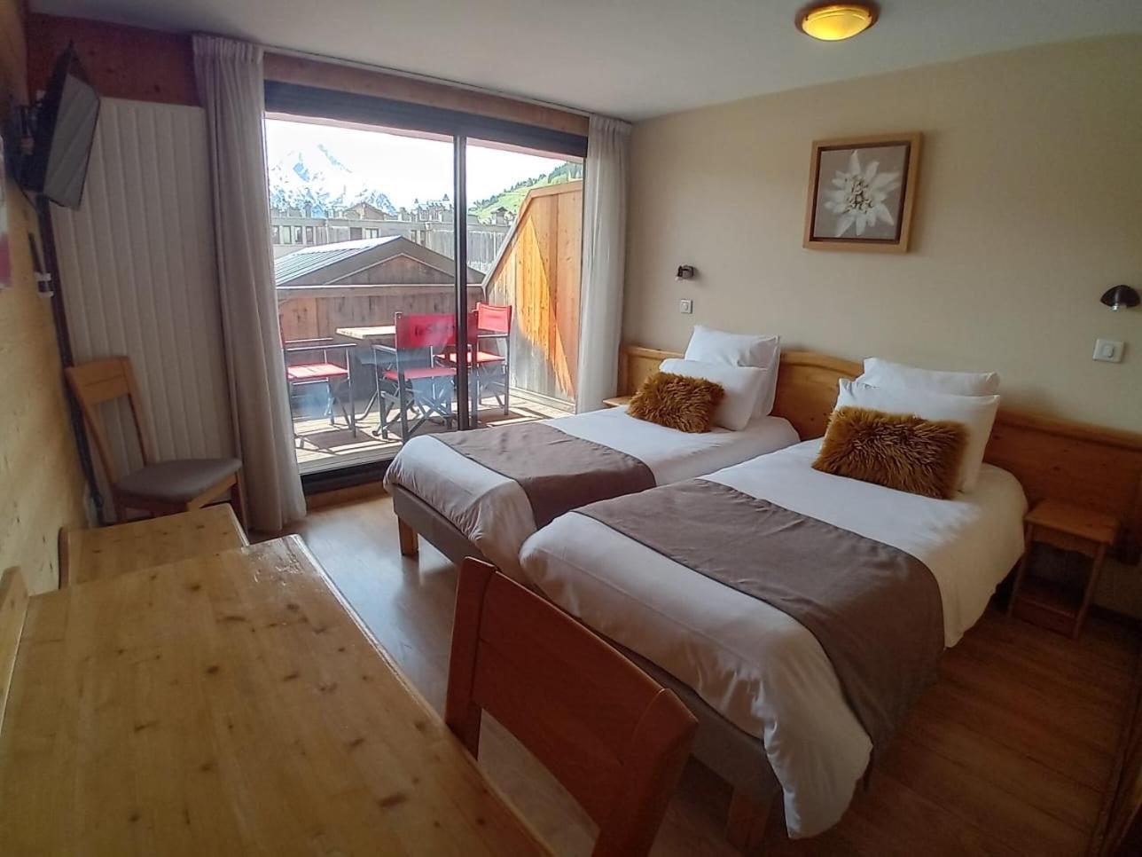 Hotel Le Sherpa Les Deux Alpes Ngoại thất bức ảnh